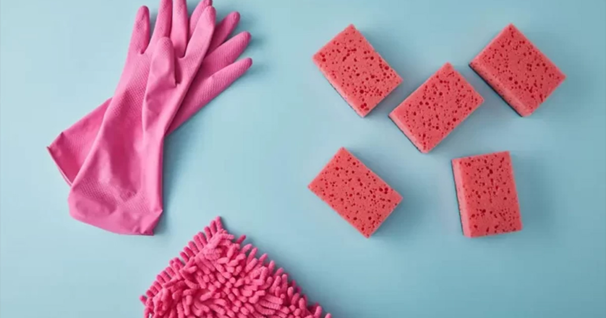 cleaning gloves and sponges