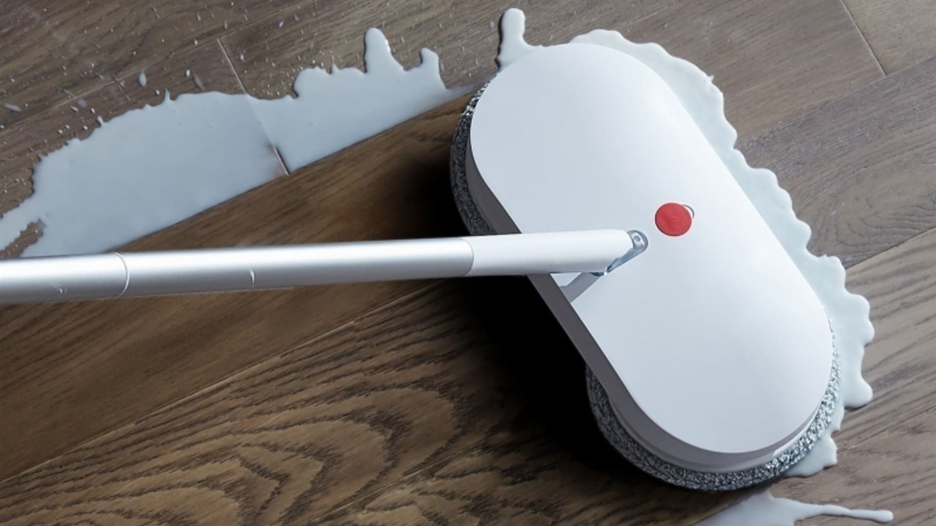 электрическая самоочищающаяся швабра